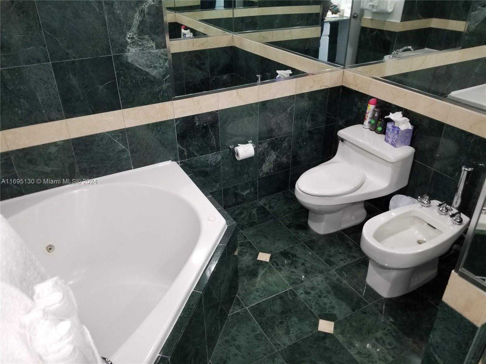 Small Image of 5161 COLLINS AVE #1714, Miami Beach Number 14