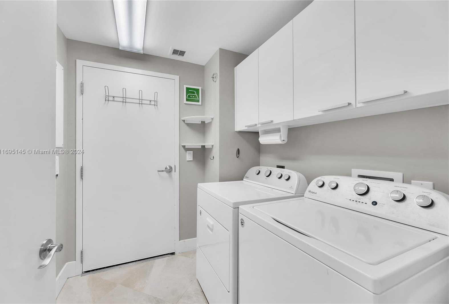 Small Image of 3535 SOUTH OCEAN DR #1405, Hollywood Number 42