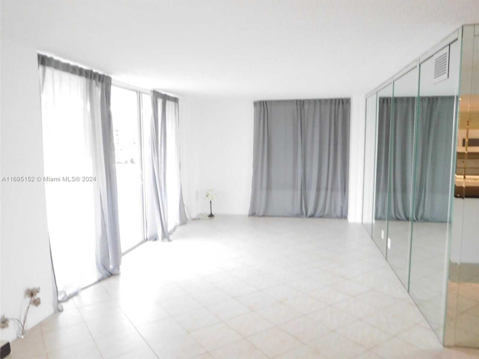 Small Image of 3800 SOUTH OCEAN DR #305, Hollywood Number 2