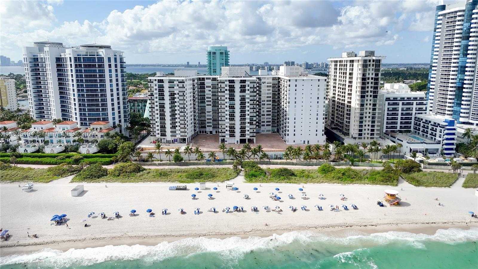 Small Image of 6039 COLLINS AVE #412, Miami Beach Number 24
