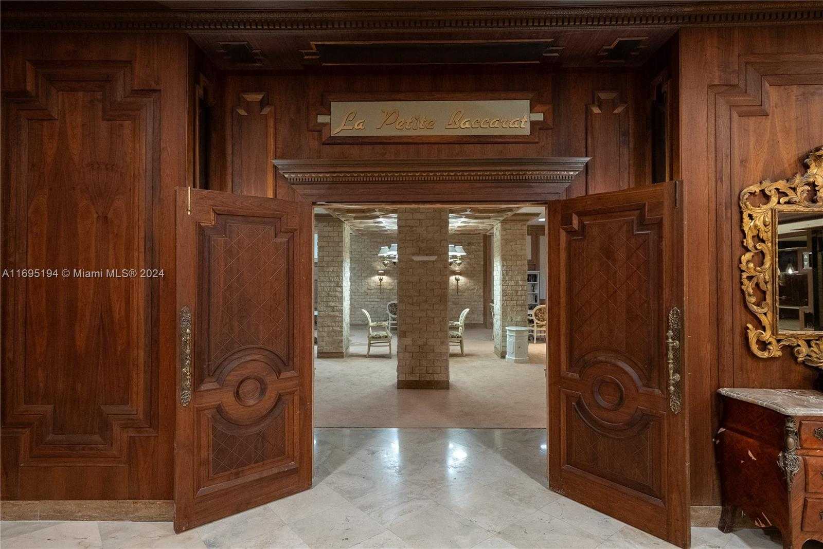 Small Image of 6039 COLLINS AVE #412, Miami Beach Number 7
