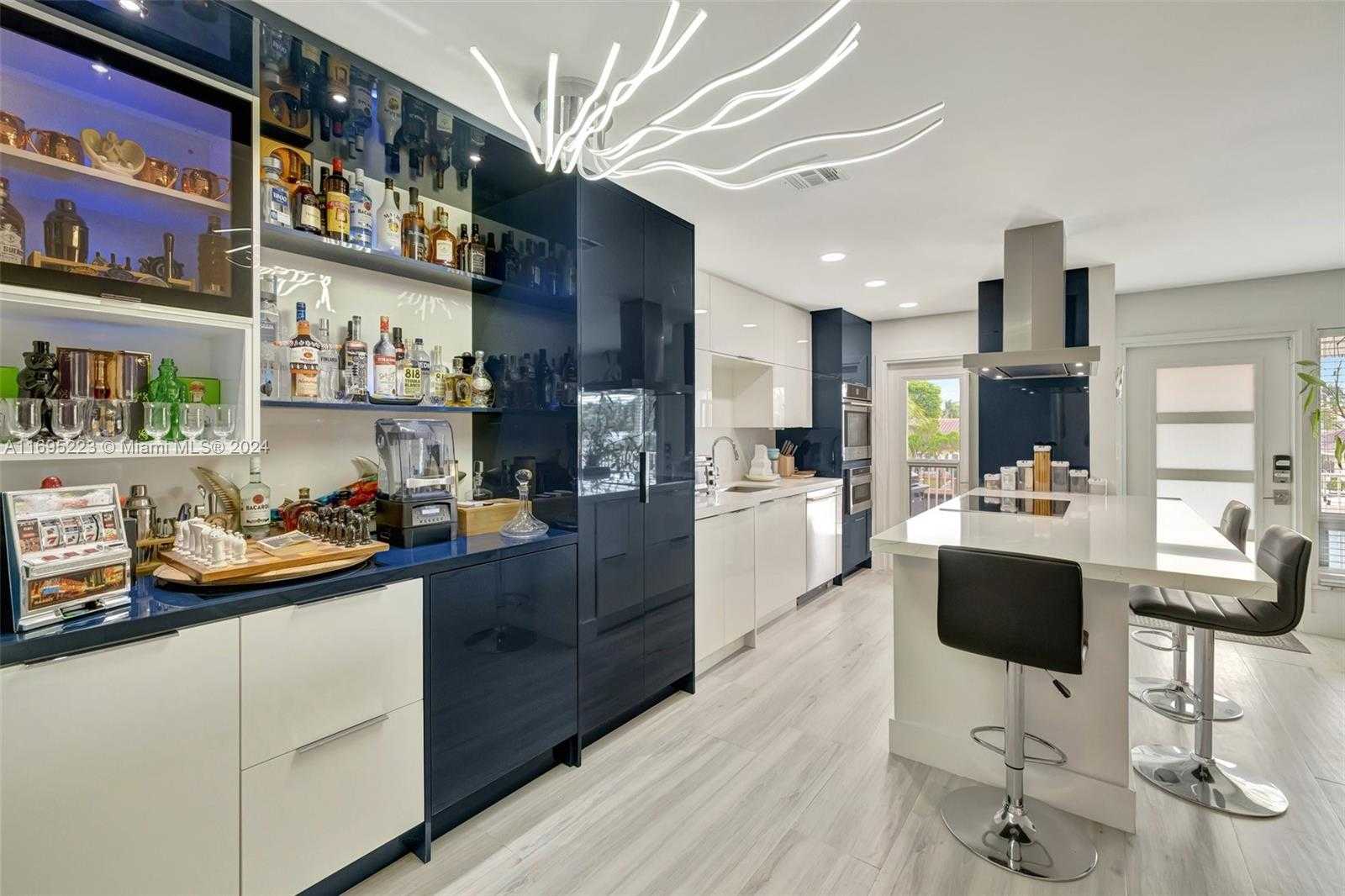 Small Image of 2866 NORTH EAST 30TH ST #19, Fort Lauderdale Number 2