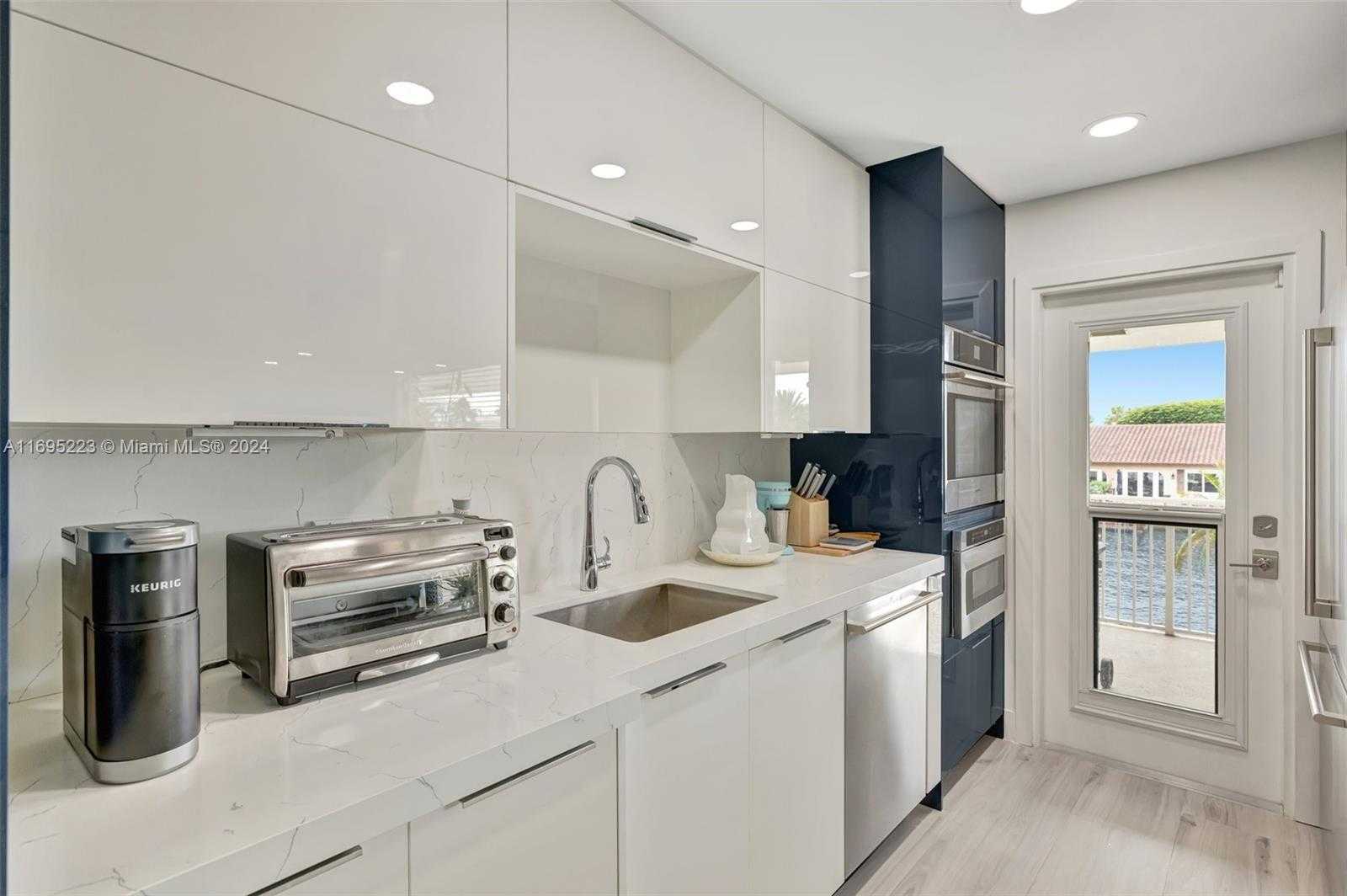 Small Image of 2866 NORTH EAST 30TH ST #19, Fort Lauderdale Number 9