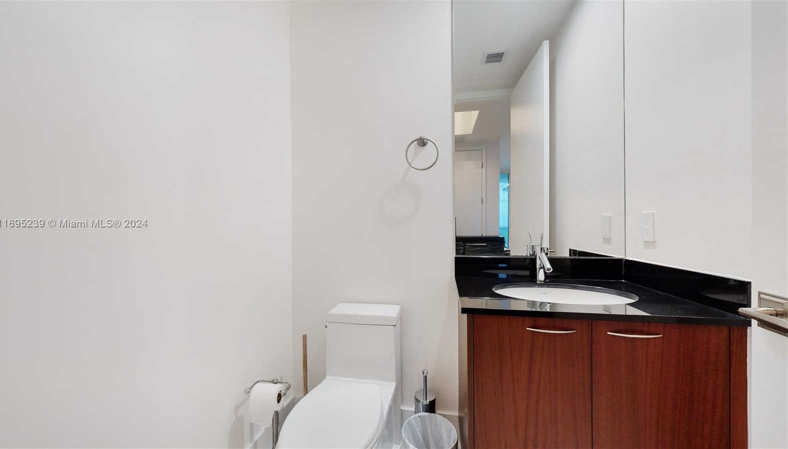 Small Image of 15811 COLLINS AVE #504, Sunny Isles Beach Number 18