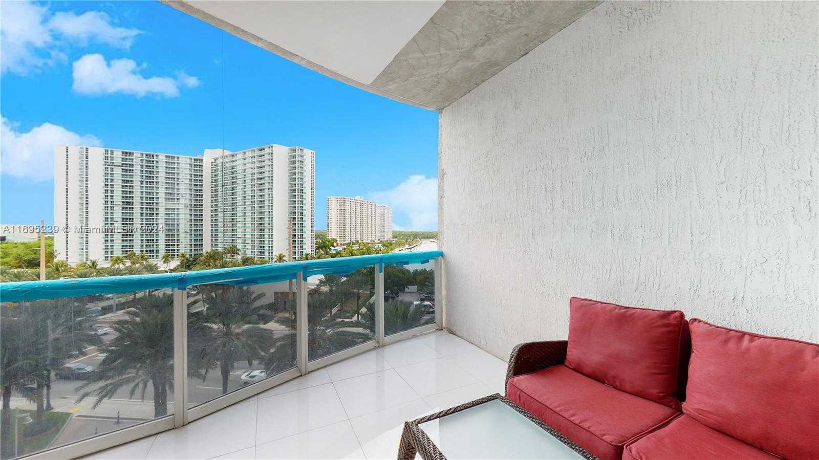 Small Image of 15811 COLLINS AVE #504, Sunny Isles Beach Number 22