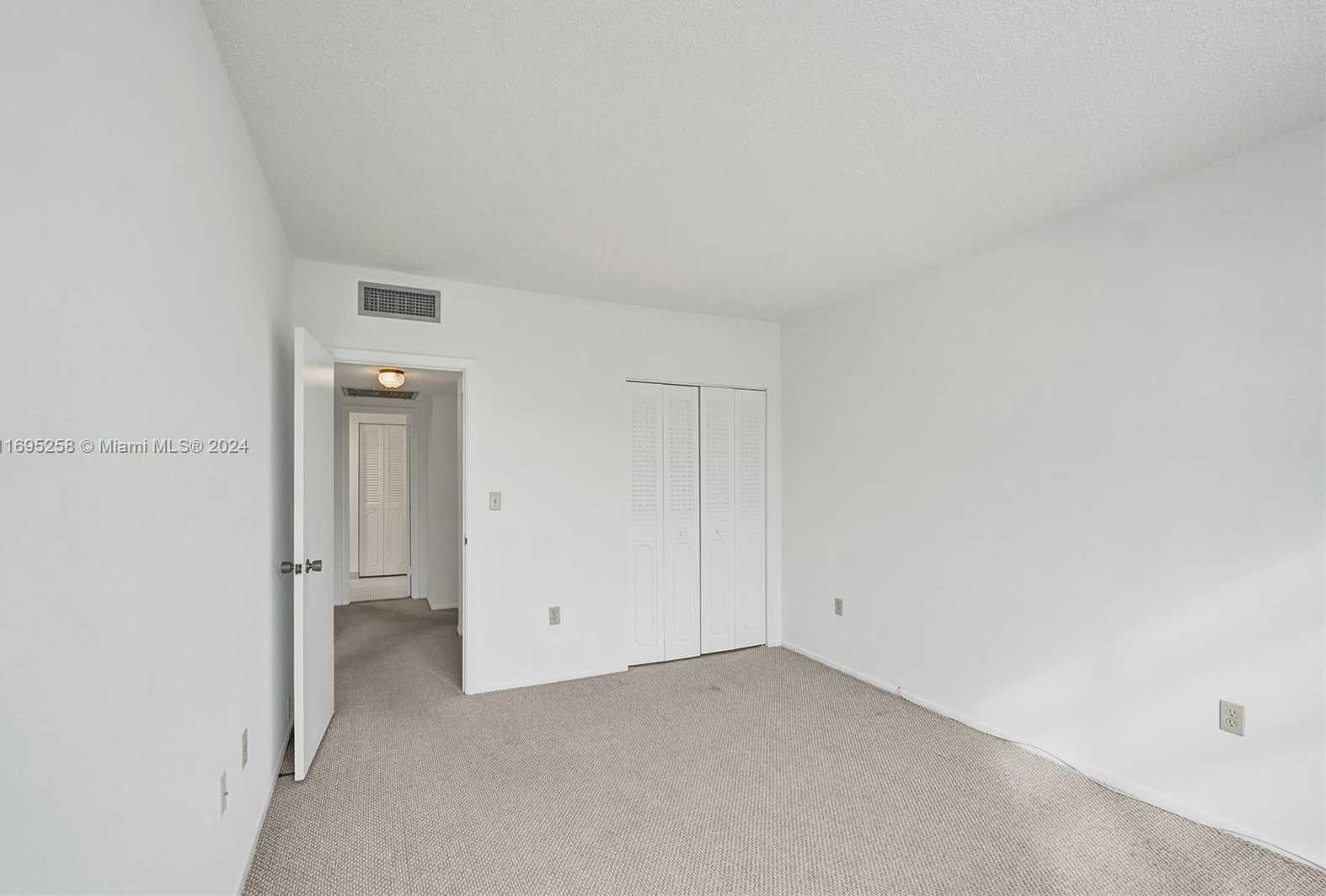 Small Image of 1965 SOUTH OCEAN DR #7K, Hallandale Beach Number 27