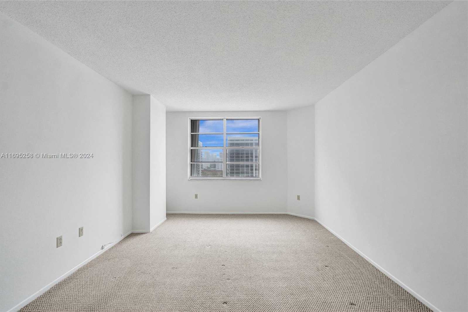 Small Image of 1965 SOUTH OCEAN DR #7K, Hallandale Beach Number 32