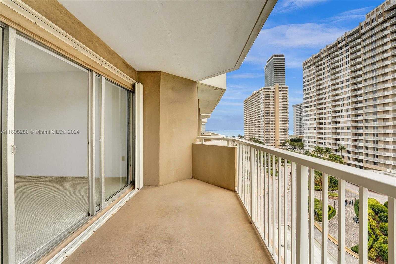 Small Image of 1965 SOUTH OCEAN DR #7K, Hallandale Beach Number 44