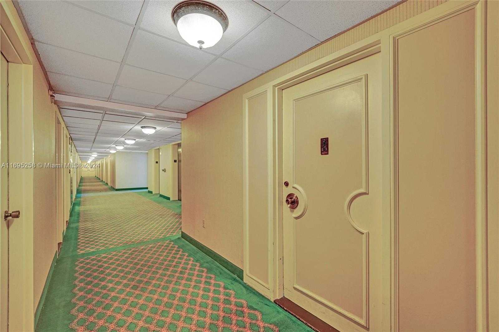 Small Image of 1965 SOUTH OCEAN DR #7K, Hallandale Beach Number 49