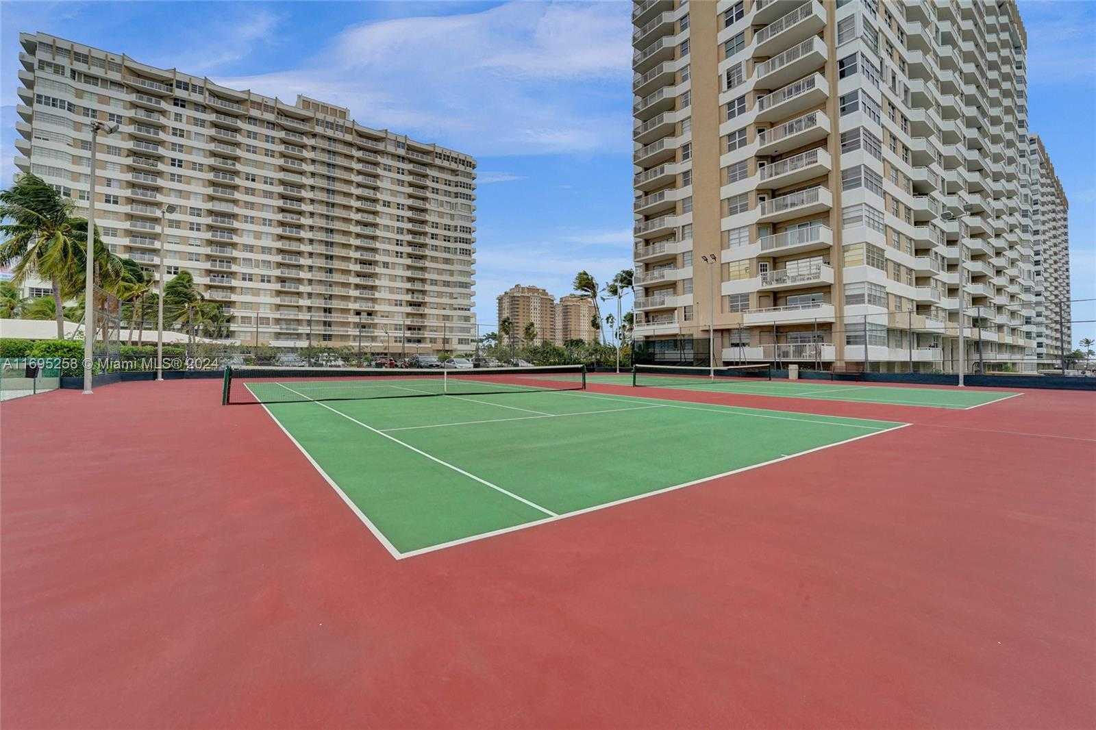 Small Image of 1965 SOUTH OCEAN DR #7K, Hallandale Beach Number 67