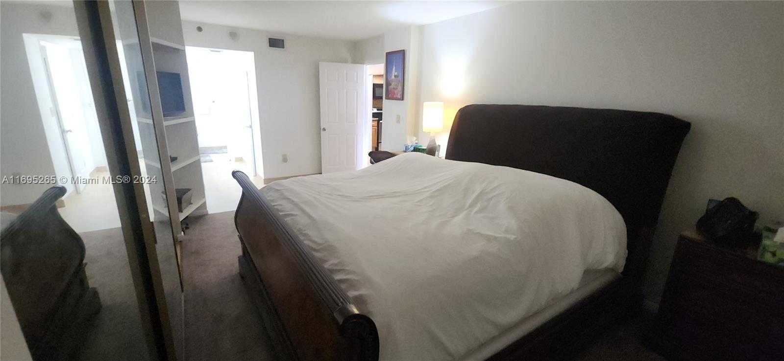 Small Image of 1201 SOUTH OCEAN DR #304S, Hollywood Number 11