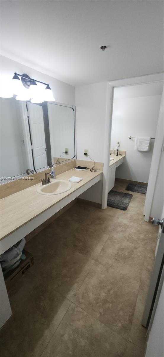 Small Image of 1201 SOUTH OCEAN DR #304S, Hollywood Number 25