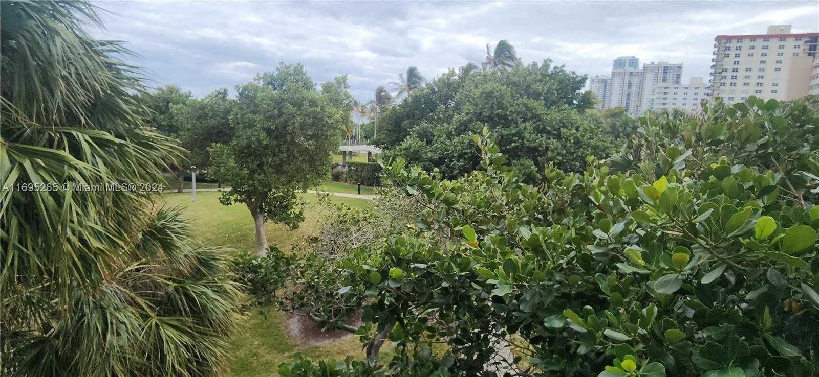 Small Image of 1201 SOUTH OCEAN DR #304S, Hollywood Number 3