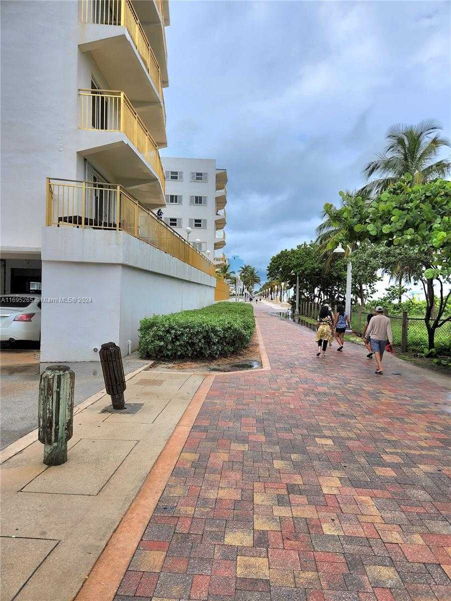 Small Image of 1201 SOUTH OCEAN DR #304S, Hollywood Number 74
