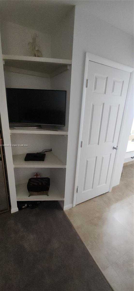 Small Image of 1201 SOUTH OCEAN DR #304S, Hollywood Number 88