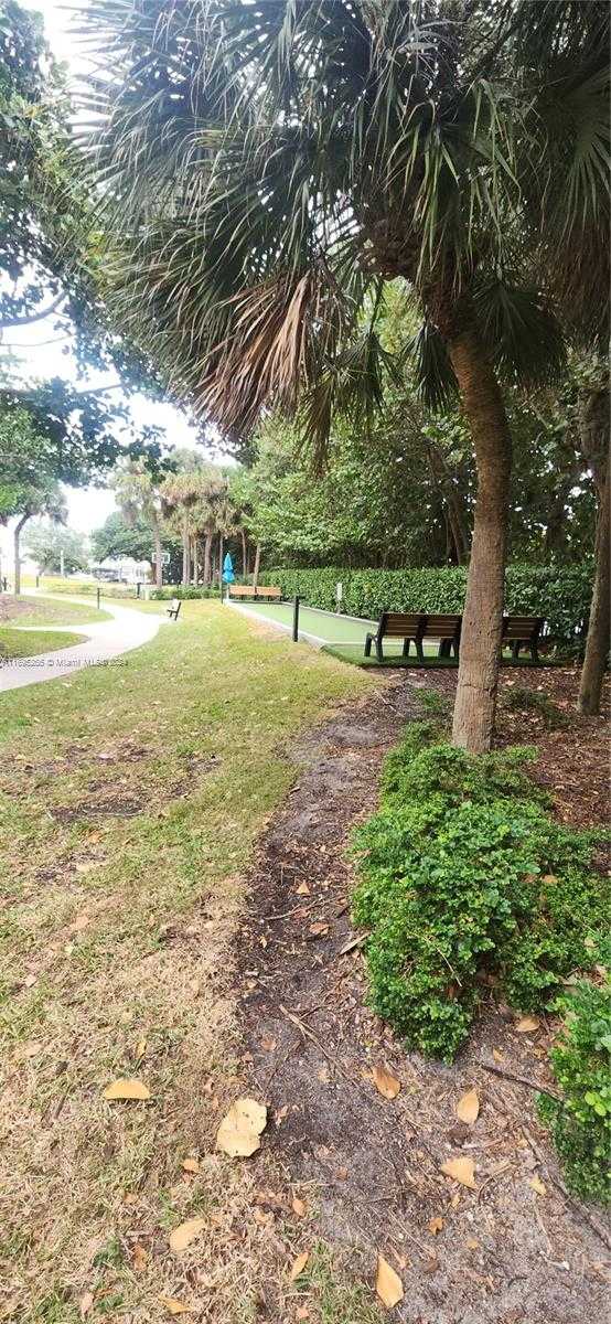 Small Image of 1201 SOUTH OCEAN DR #304S, Hollywood Number 97