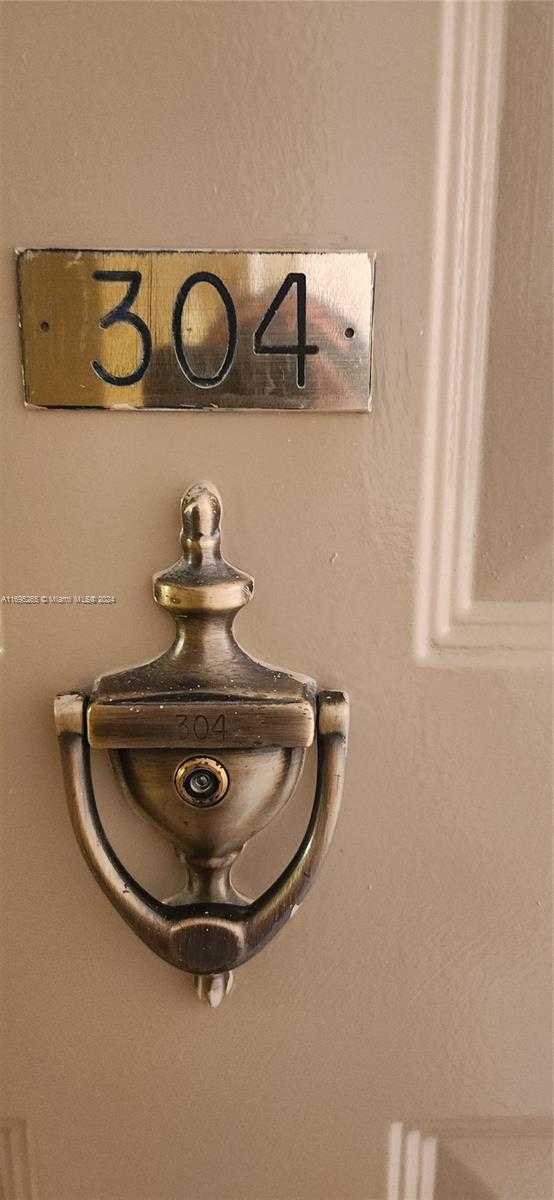 Small Image of 1201 SOUTH OCEAN DR #304S, Hollywood Number 98