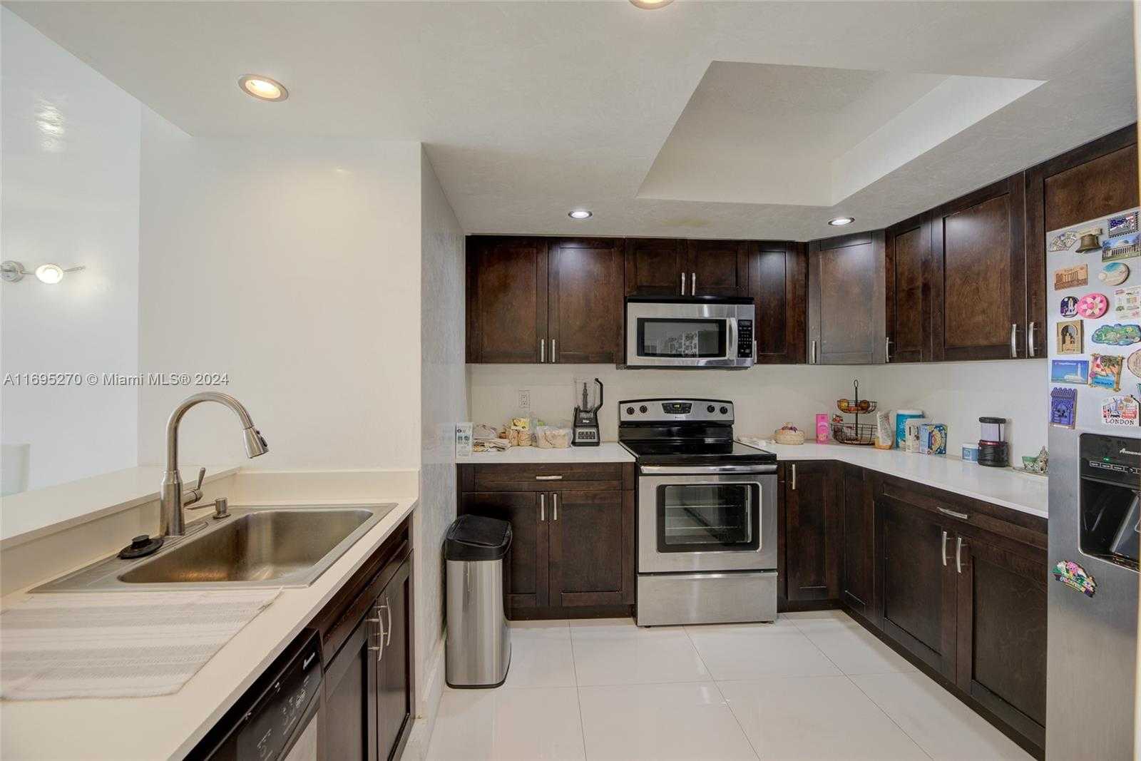 Small Image of 555 NORTH EAST 15TH ST #19J, Miami Number 21