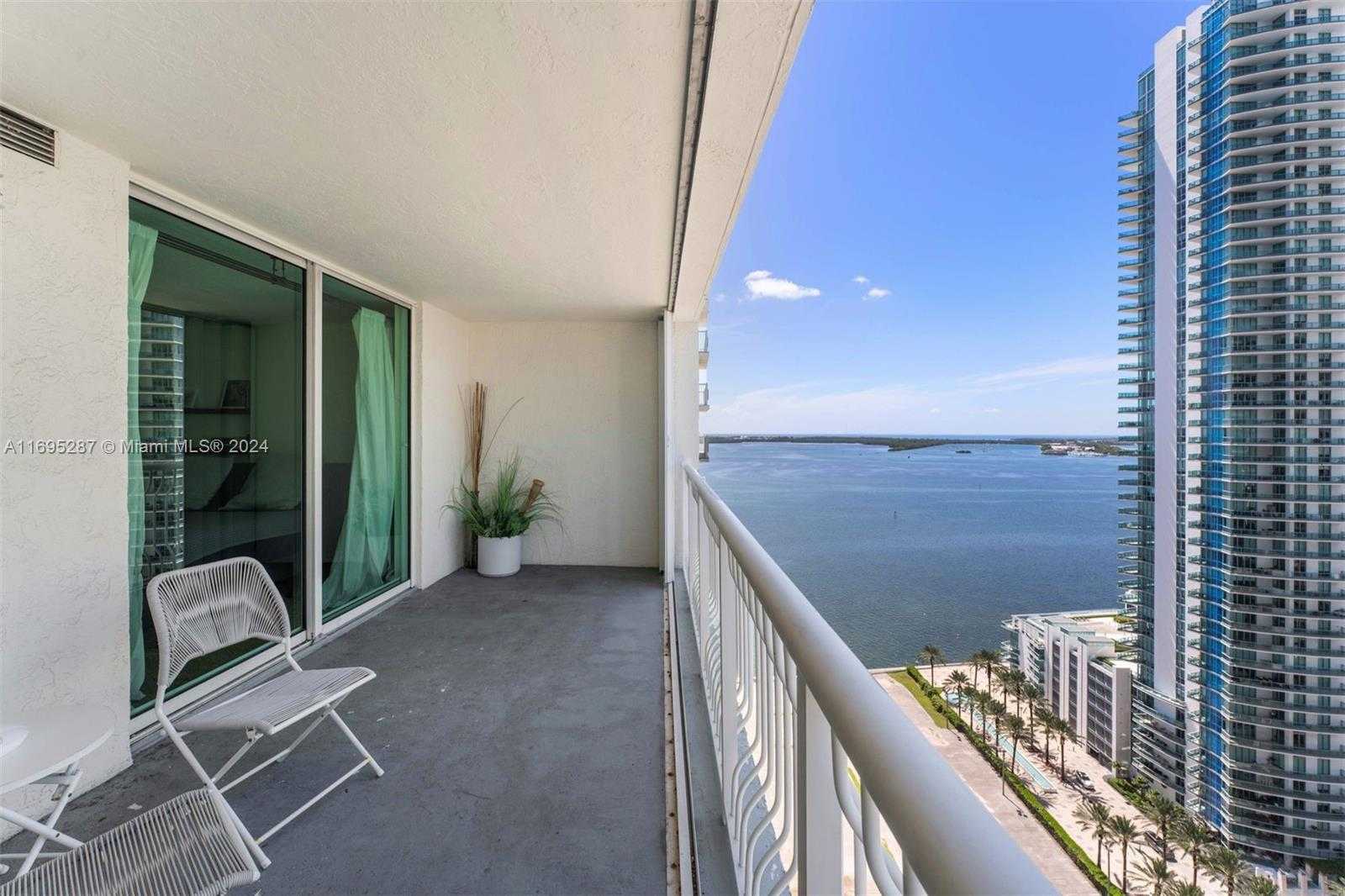 Small Image of 1200 BRICKELL BAY DR #2707, Miami Number 2