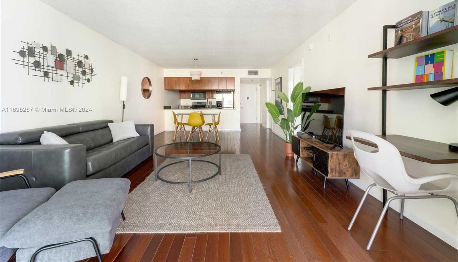 Small Image of 1200 BRICKELL BAY DR #2707, Miami Number 6