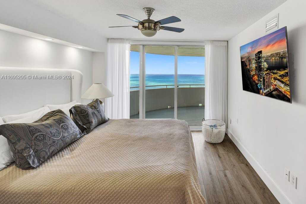 Small Image of 6301 COLLINS AVE #3101, Miami Beach Number 16