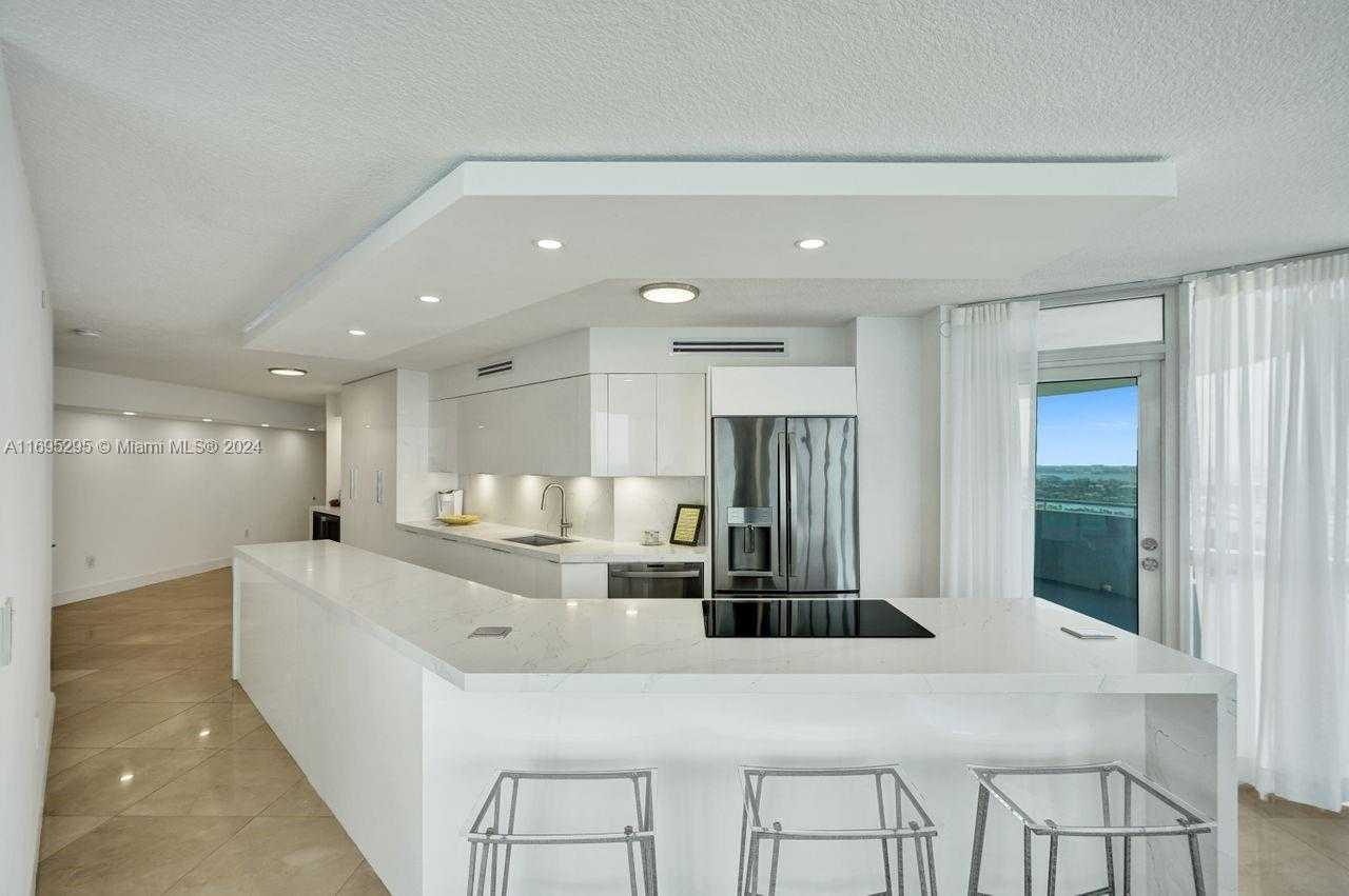 Small Image of 6301 COLLINS AVE #3101, Miami Beach Number 83