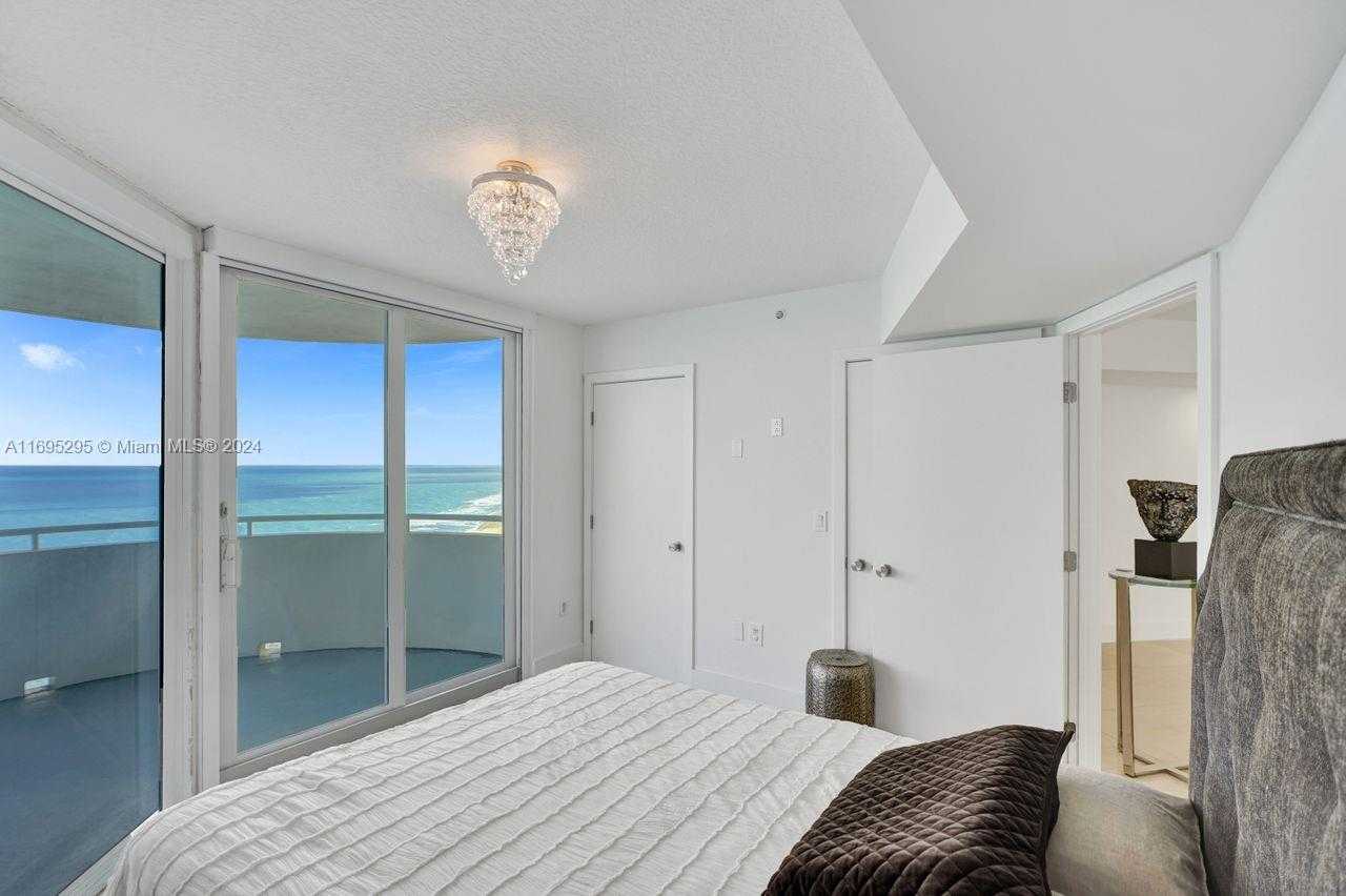 Small Image of 6301 COLLINS AVE #3101, Miami Beach Number 92