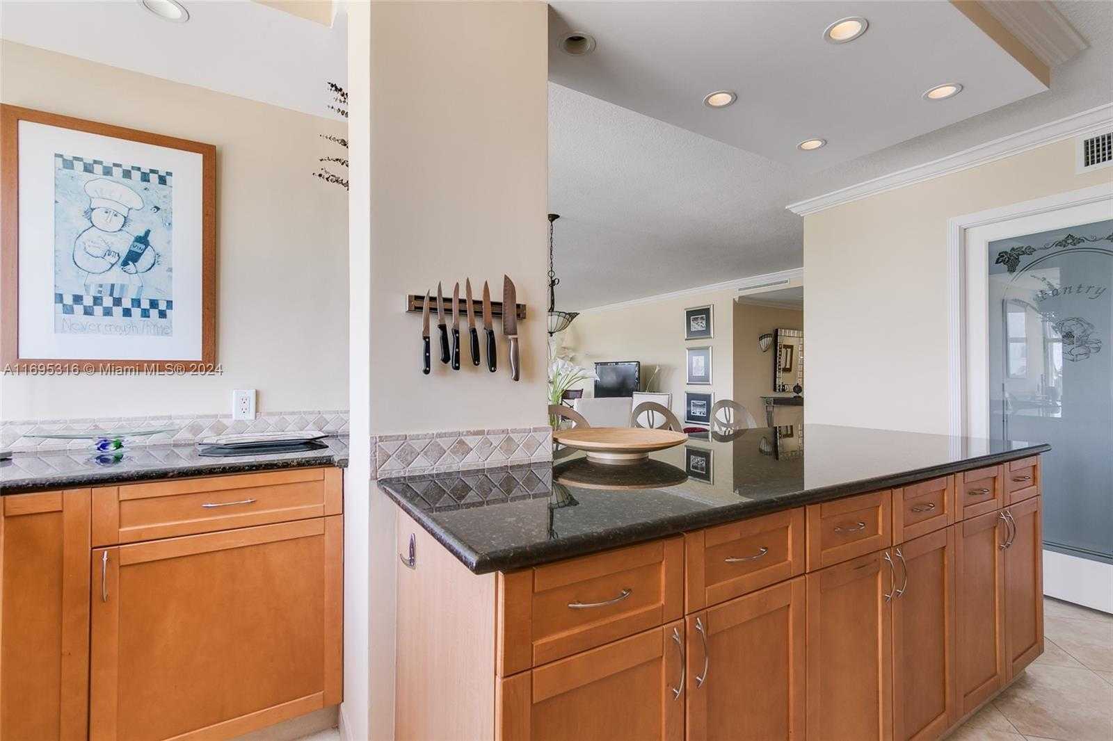 Small Image of 1200 SOUTH OCEAN BLVD #4D, Boca Raton Number 7