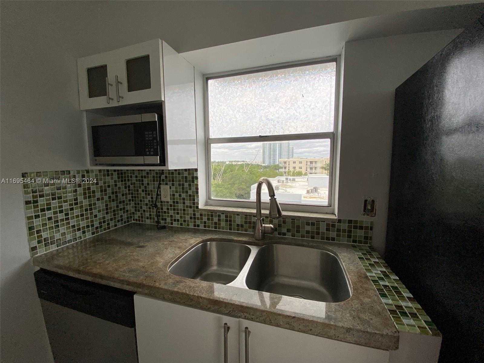 Small Image of 16508 NORTH EAST 26TH AVE #601, North Miami Beach Number 14