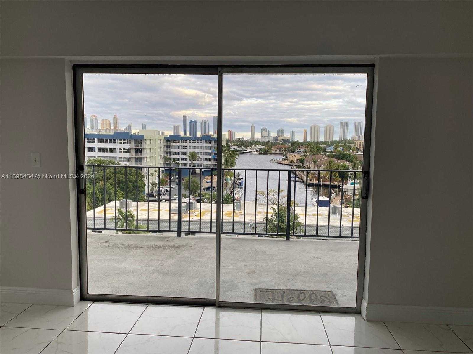 Small Image of 16508 NORTH EAST 26TH AVE #601, North Miami Beach Number 7