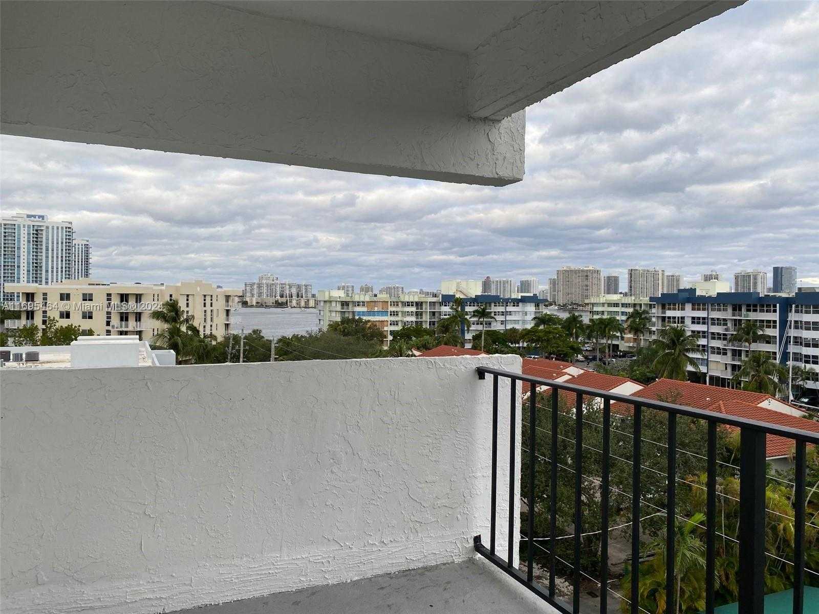 Small Image of 16508 NORTH EAST 26TH AVE #601, North Miami Beach Number 9