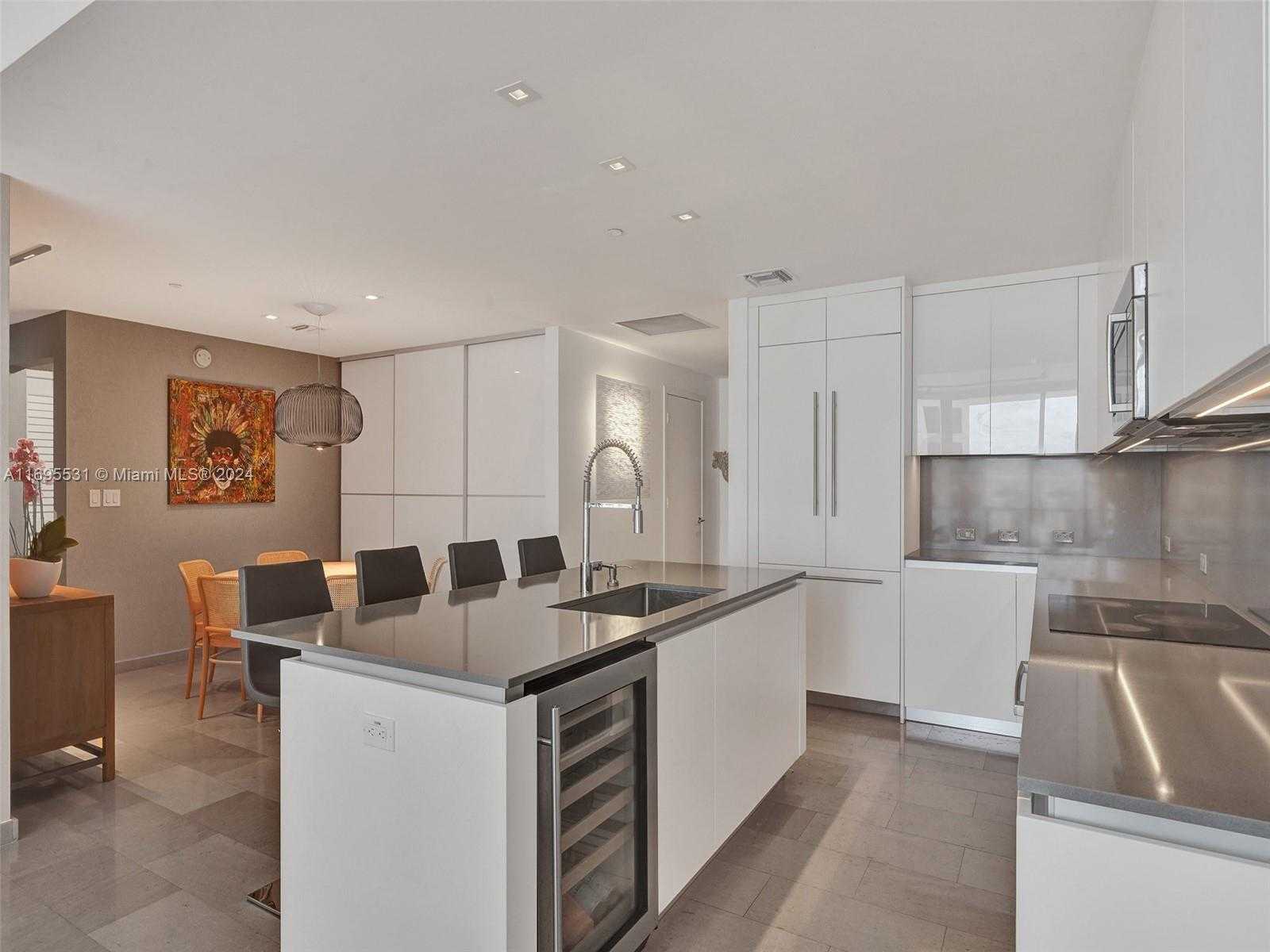 Small Image of 68 SOUTH EAST 6TH ST #2103, Miami Number 10