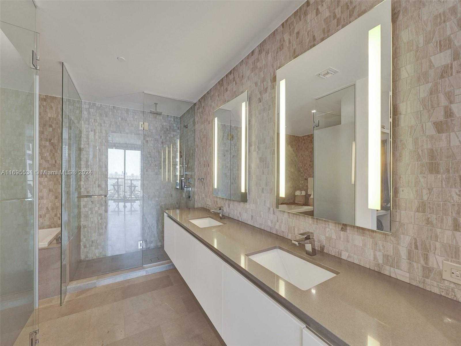 Small Image of 68 SOUTH EAST 6TH ST #2103, Miami Number 18