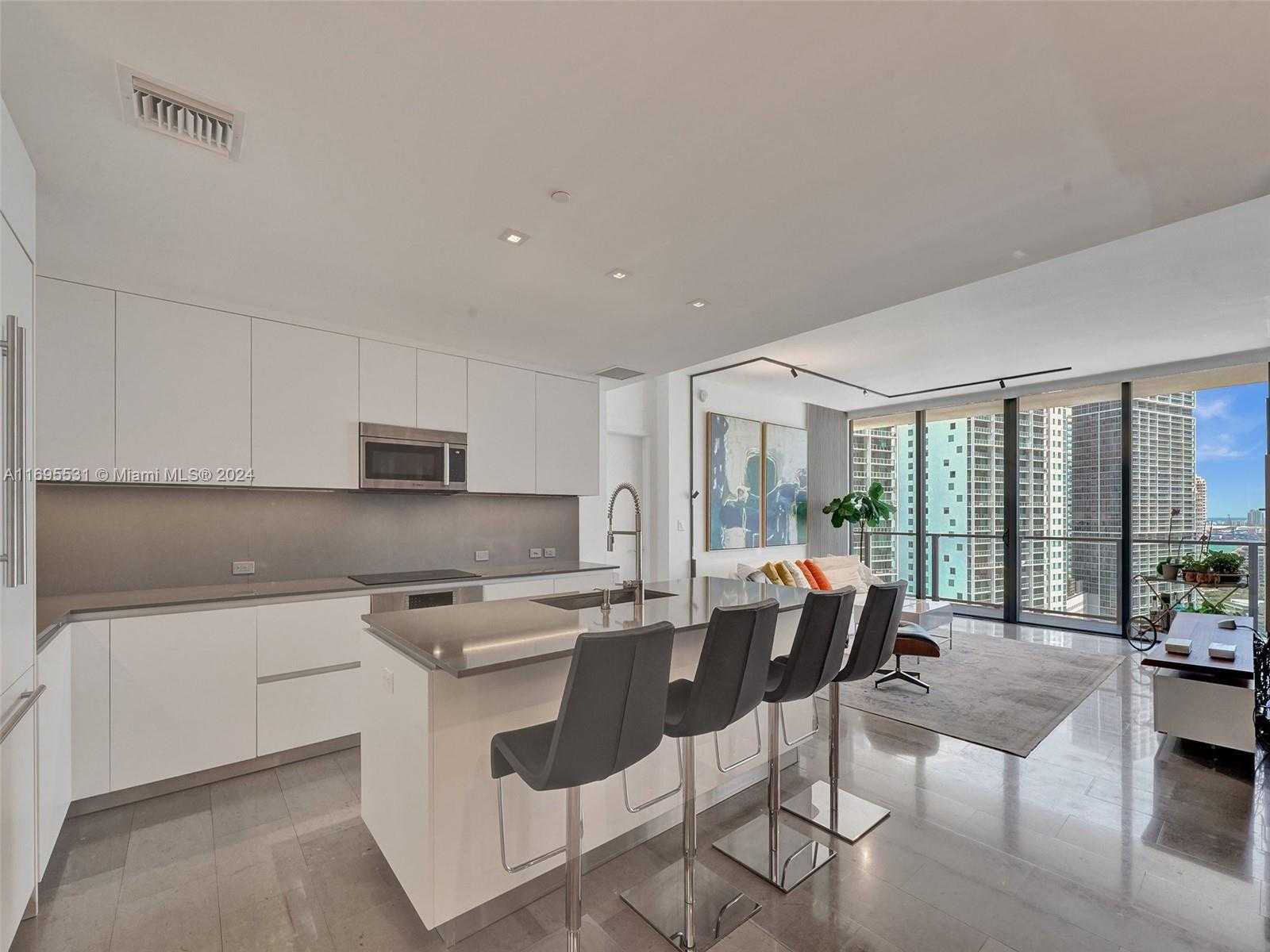 Small Image of 68 SOUTH EAST 6TH ST #2103, Miami Number 8