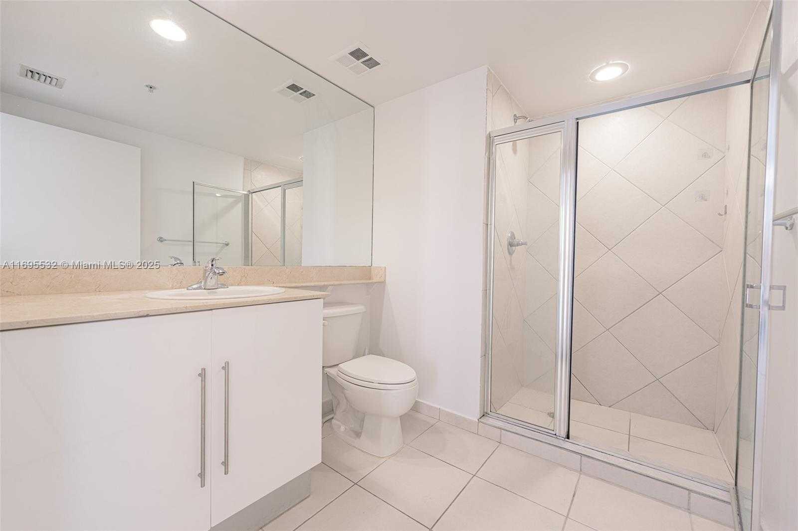 Small Image of 335 SOUTH BISCAYNE BLVD #1108, Miami Number 10
