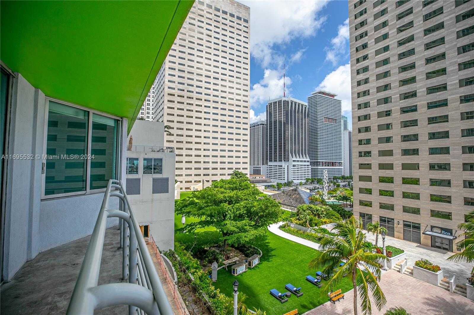 Small Image of 335 SOUTH BISCAYNE BLVD #1108, Miami Number 20