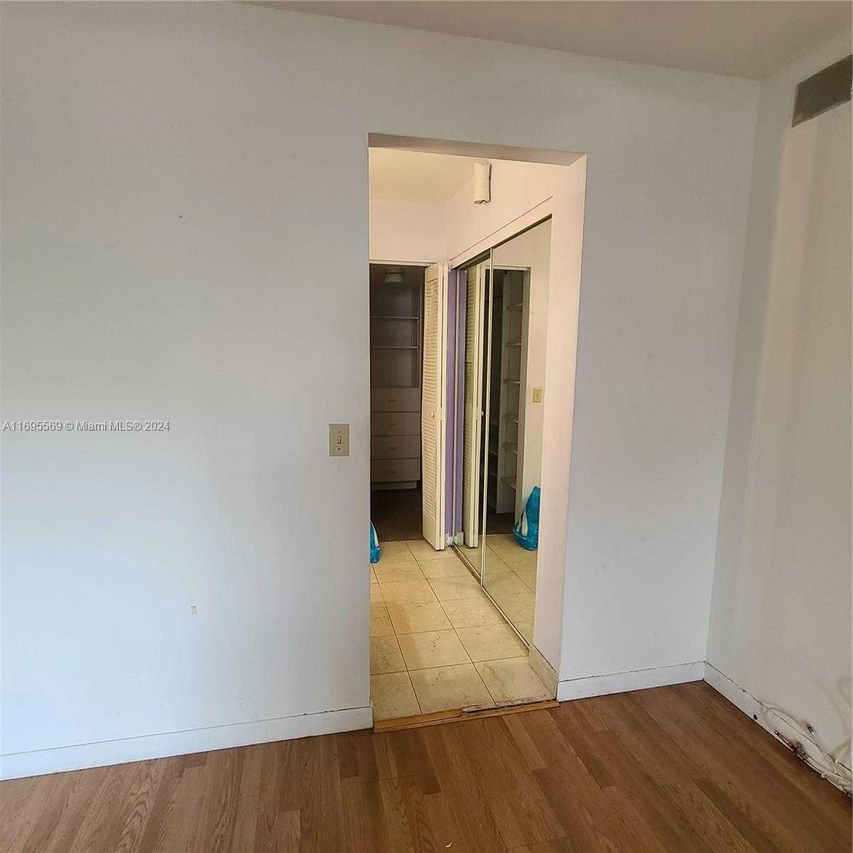 Small Image of 3564 MAGELLAN CIR #211-1, Aventura Number 12