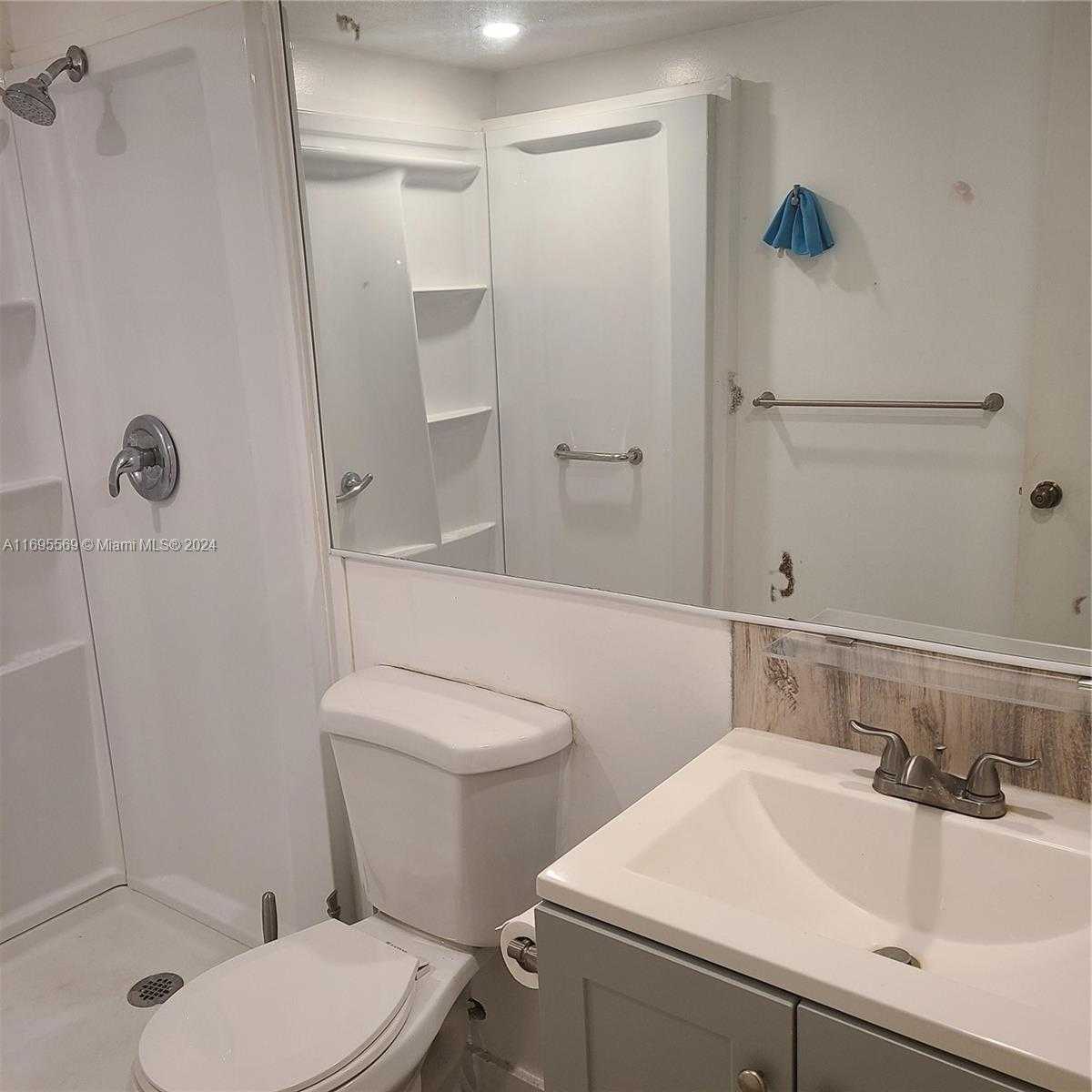 Small Image of 3564 MAGELLAN CIR #211-1, Aventura Number 23