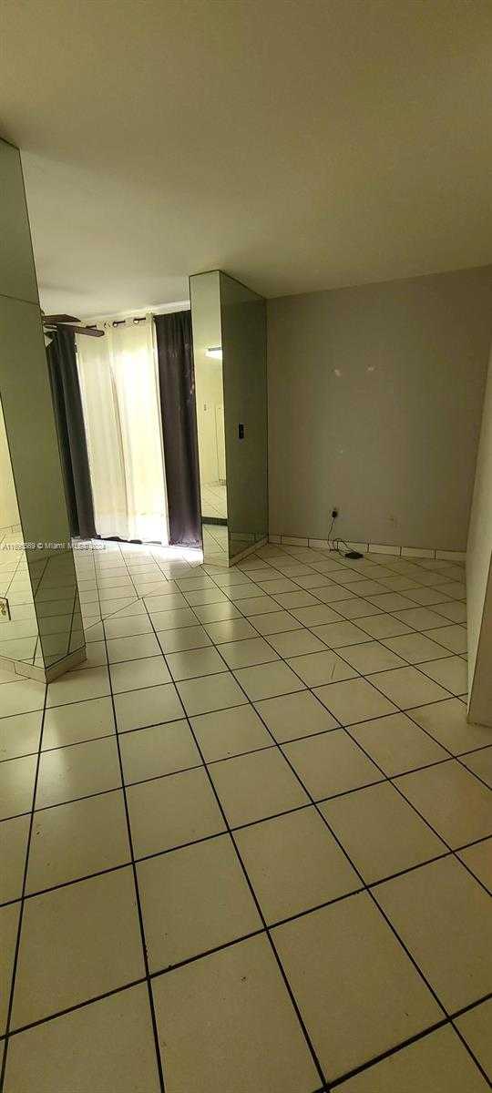 Small Image of 3564 MAGELLAN CIR #211-1, Aventura Number 5