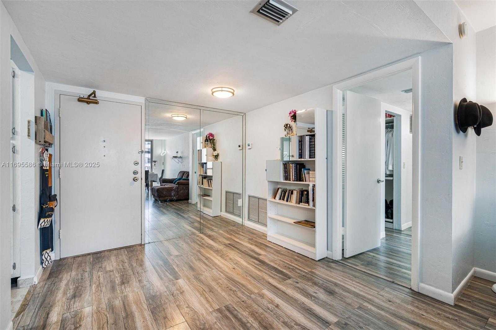 Small Image of 9273 COLLINS AVE #1002, Surfside Number 10