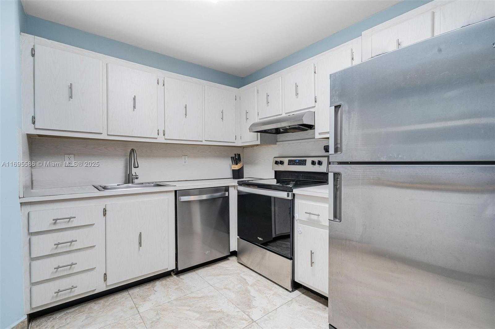 Small Image of 9273 COLLINS AVE #1002, Surfside Number 11