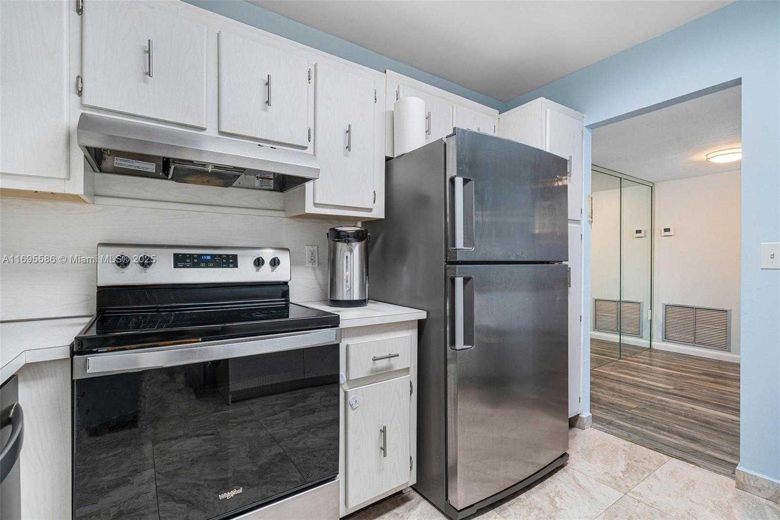 Small Image of 9273 COLLINS AVE #1002, Surfside Number 12