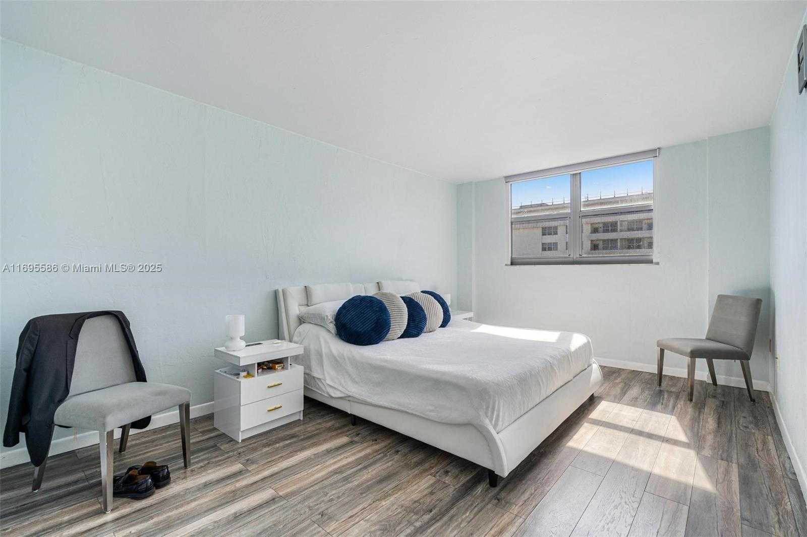 Small Image of 9273 COLLINS AVE #1002, Surfside Number 15