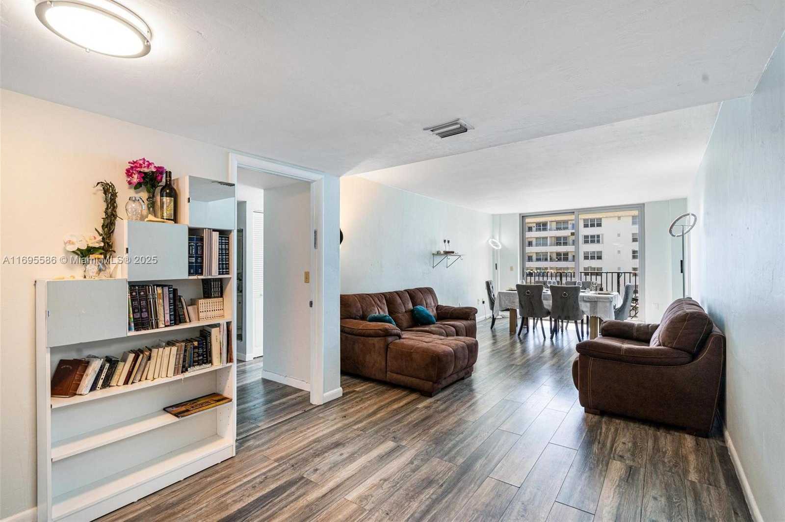 Small Image of 9273 COLLINS AVE #1002, Surfside Number 8