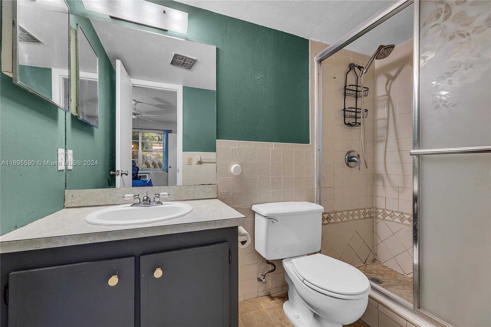 Small Image of 7243 WEST SUNRISE BLVD #7243K, Plantation Number 18
