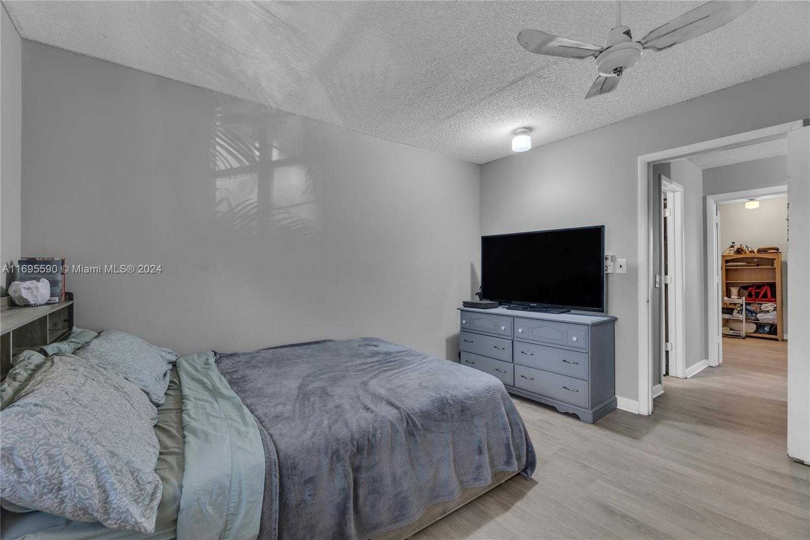 Small Image of 7243 WEST SUNRISE BLVD #7243K, Plantation Number 25