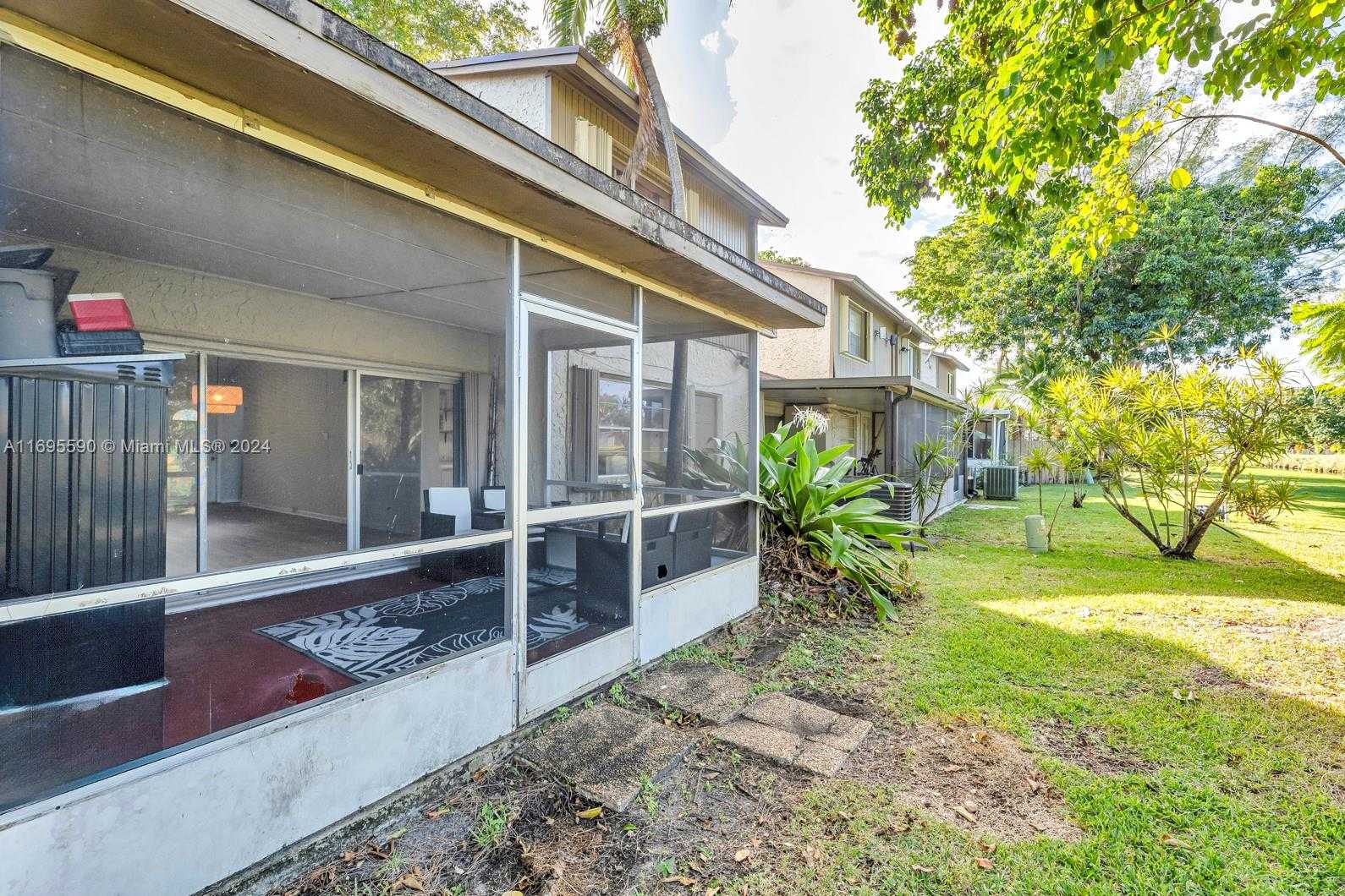 Small Image of 7243 WEST SUNRISE BLVD #7243K, Plantation Number 27