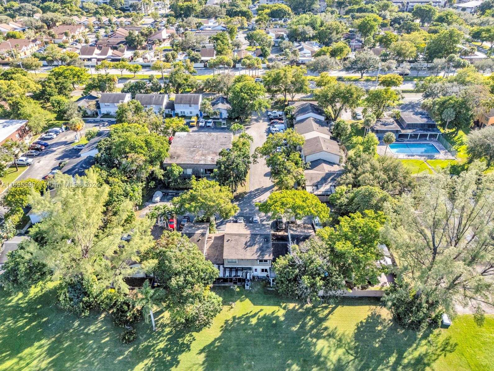 Small Image of 7243 WEST SUNRISE BLVD #7243K, Plantation Number 31