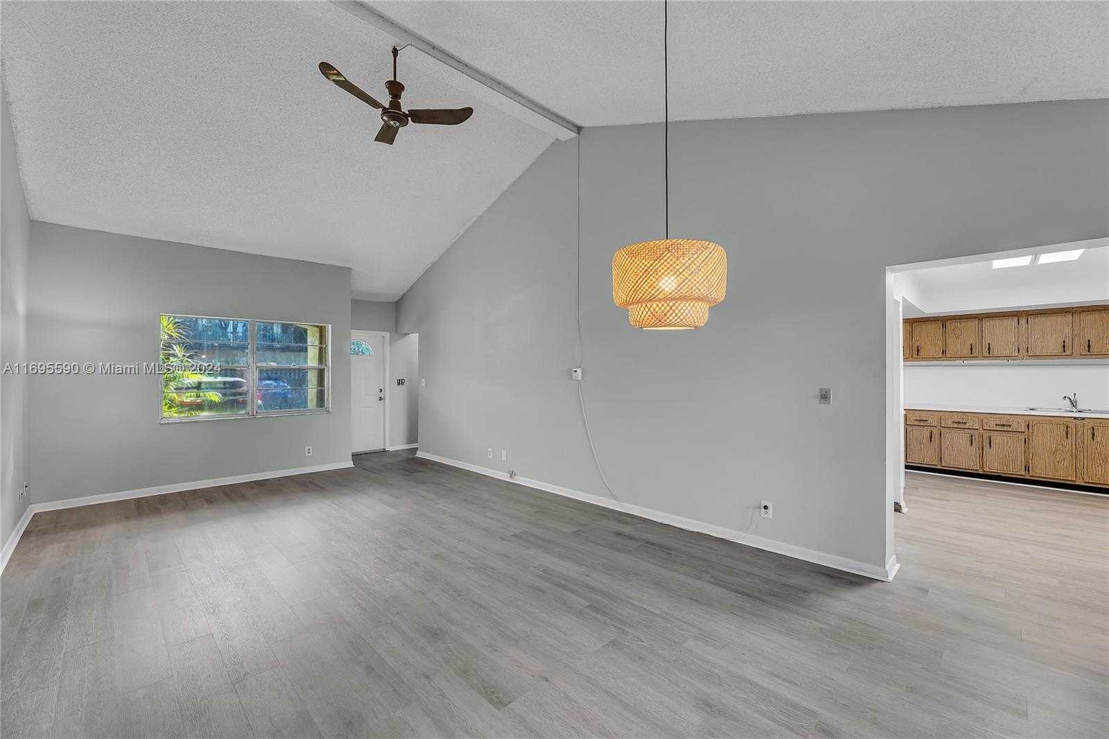 Small Image of 7243 WEST SUNRISE BLVD #7243K, Plantation Number 4