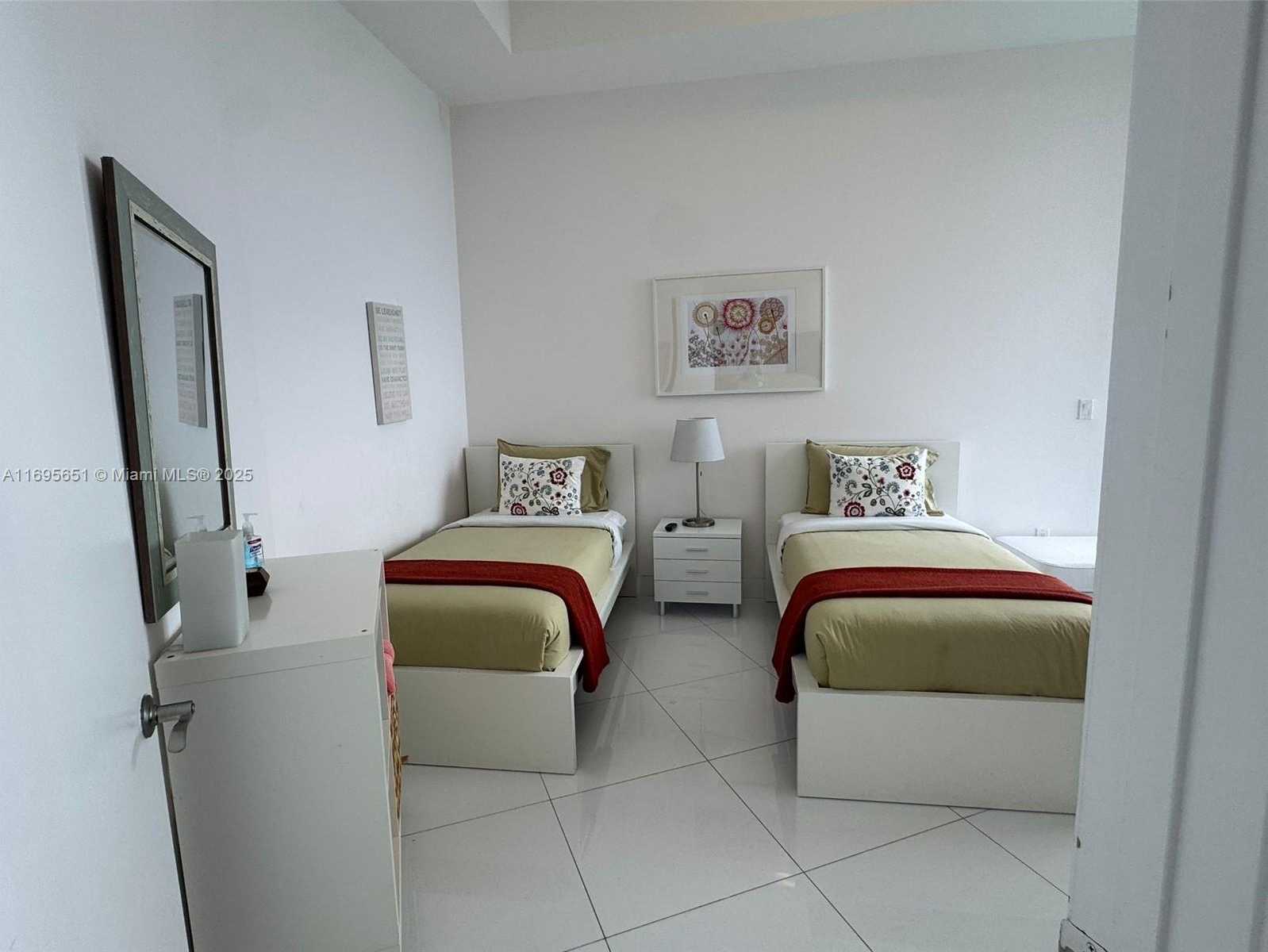 Small Image of 15811 COLLINS AVE #4203, Sunny Isles Beach Number 11